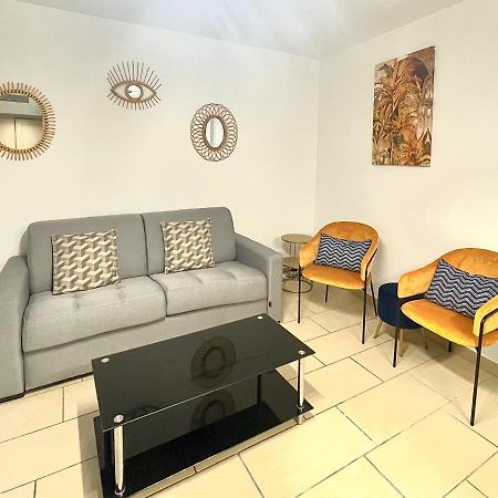 Jolie 3 pièces avec terrasse au vieux port, à 2 pas des plages et du palais. Cannes Exterior foto